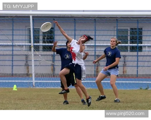 广州飞盘队默契配合探讨：如何提升团队协作与竞技水平