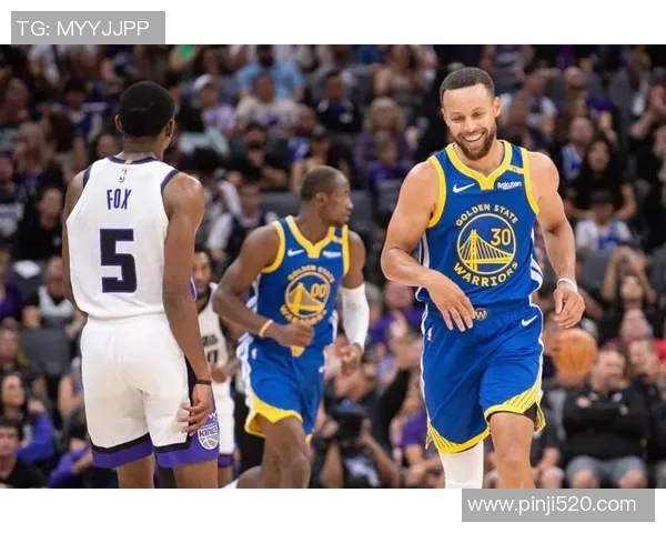 勇士队在主场以122比103战胜国王队展现强大实力和团队默契