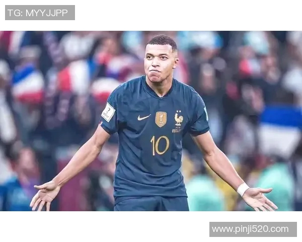 姆巴佩领衔法国队冲击世界杯冠军决战赛场展现超凡实力与团队精神 姆巴佩领衔法国队冲击世界杯冠军决战赛场展现超凡实力与团队精神