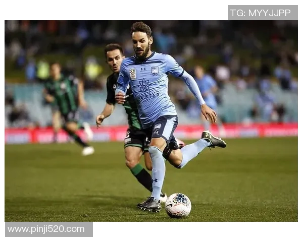 西悉尼漫步与悉尼FC的激烈对决展现澳超联赛的精彩魅力