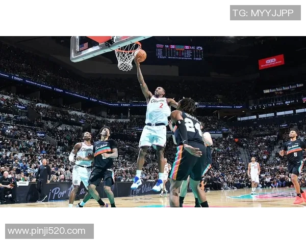 马刺与快船激战正酣NBA录像回顾12月14日精彩瞬间分析 马刺与快船激战正酣NBA录像回顾12月14日精彩瞬间分析